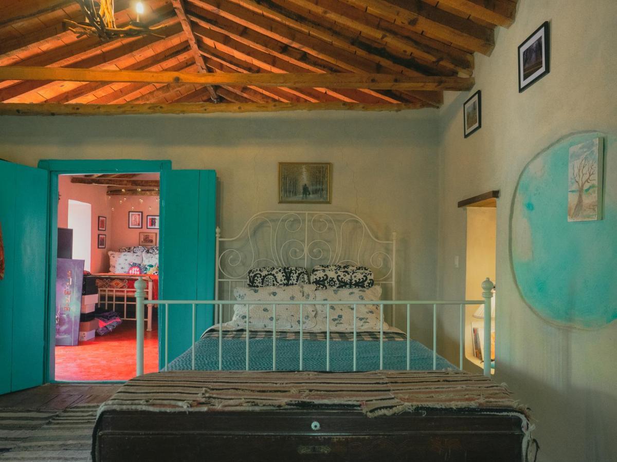Vintage Stone-Built Country Cottage In Richea Kouloureika Экстерьер фото